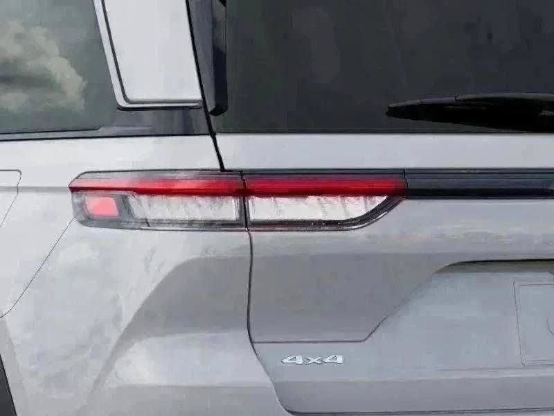 New 2026 Bright White Clearcoat Jeep Limited image 62