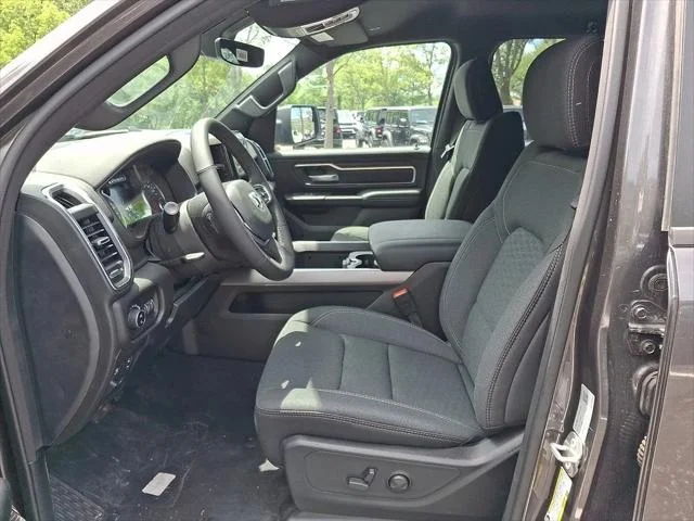 New 2026 Granite Crystal Metallic Clear-Coat Exterior Paint RAM BIG HORN image 9