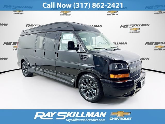 2026 Chevrolet Express 2500 Extended Work Van HD's photo
