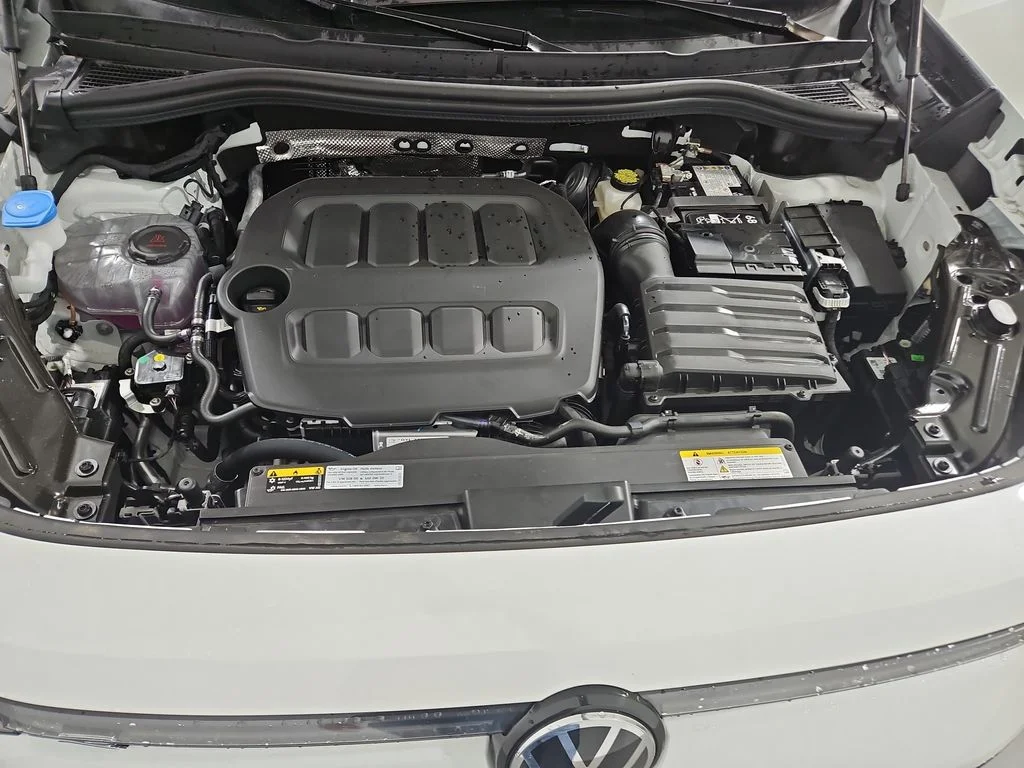 New 2026 White Volkswagen 2.0T SE R-Line Black image 20