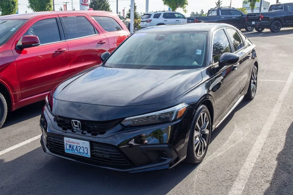 2024 Honda Civic Hatchback EX-L - Photo 32