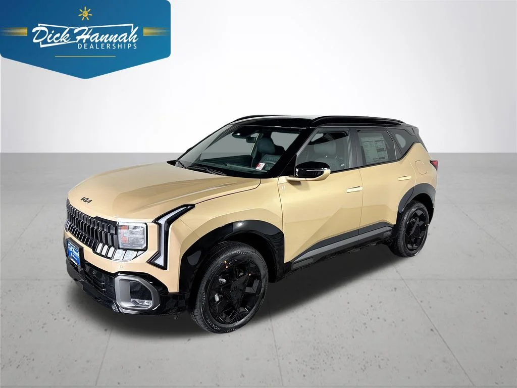 New 2027 Terrain Brown / Black Roof Kia X-Line image 1
