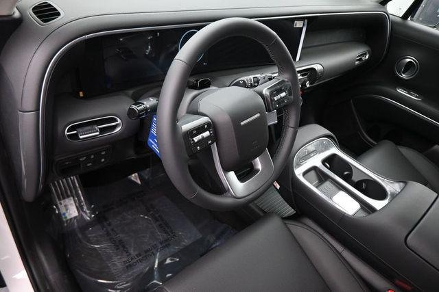 New 2026 White Hyundai SEL AWD image 16