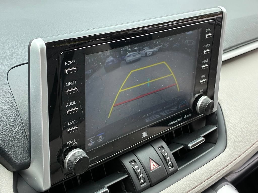 Used 2021 Gray Toyota XLE Premium image 5
