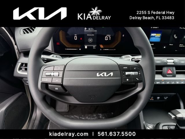 New 2026 Snow White Pearl Kia LXS image 27