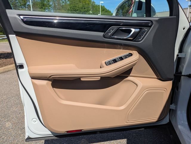 2026 Porsche Macan Base - Photo 24