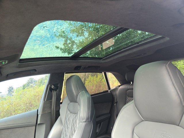 Used 2024 Carrara White Audi Prestige image 32