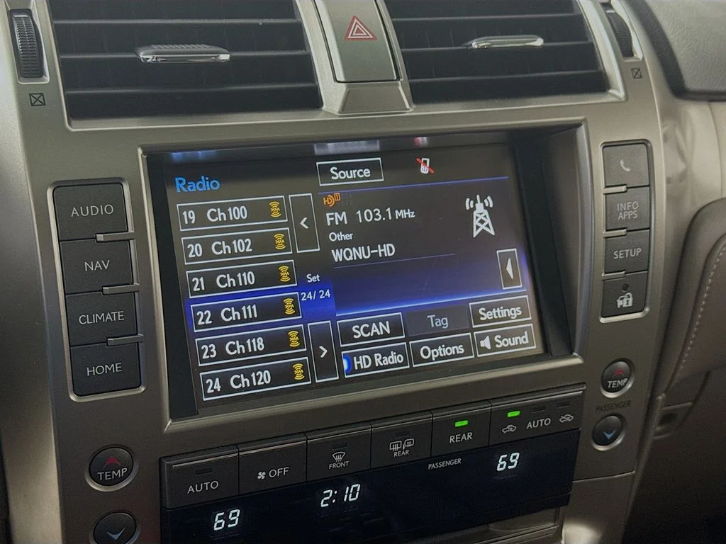 Used 2019 Starfire Pearl Lexus Premium image 19