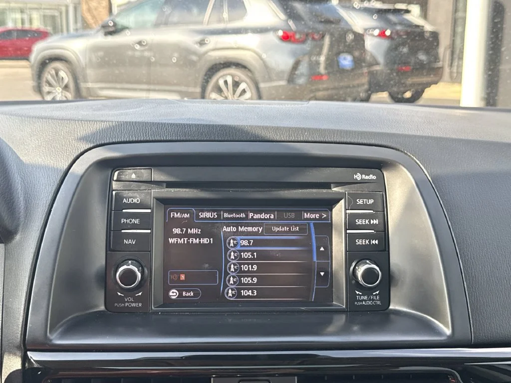 Used 2015 White Mazda Grand Touring image 16