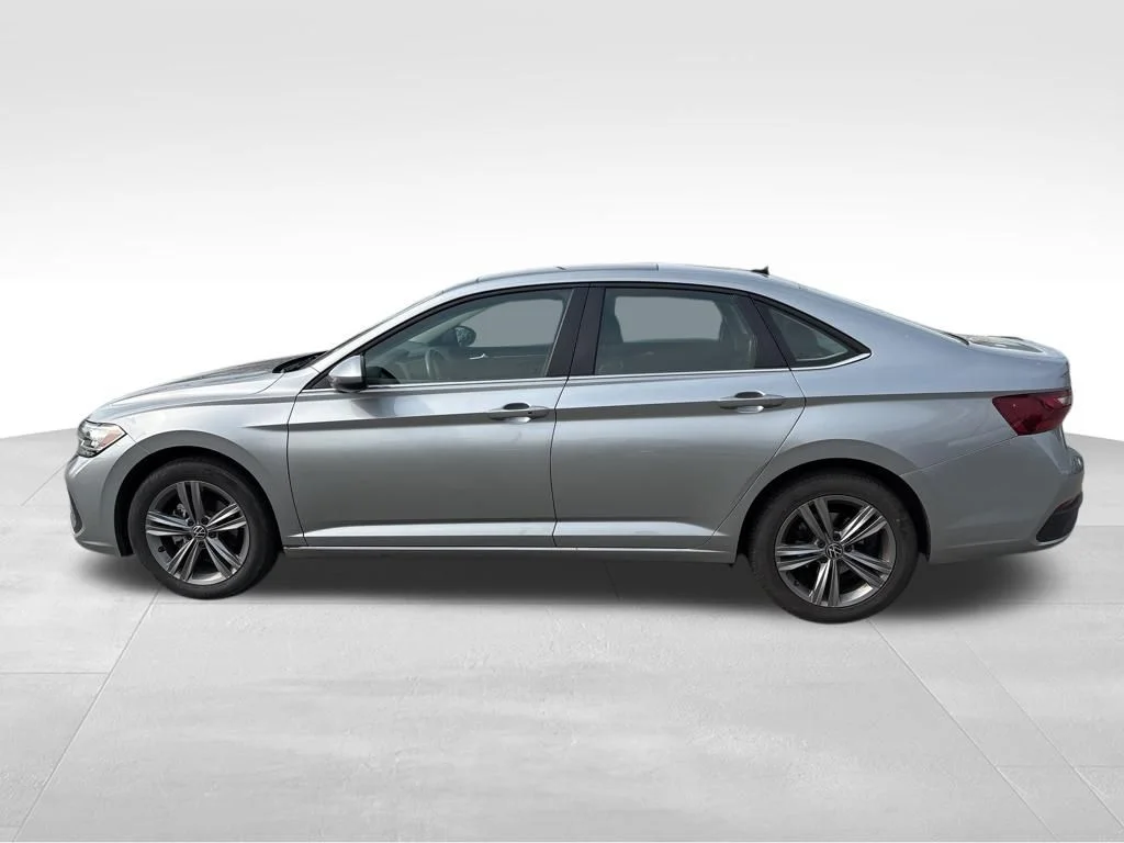 3VW7M7BU2RM039921