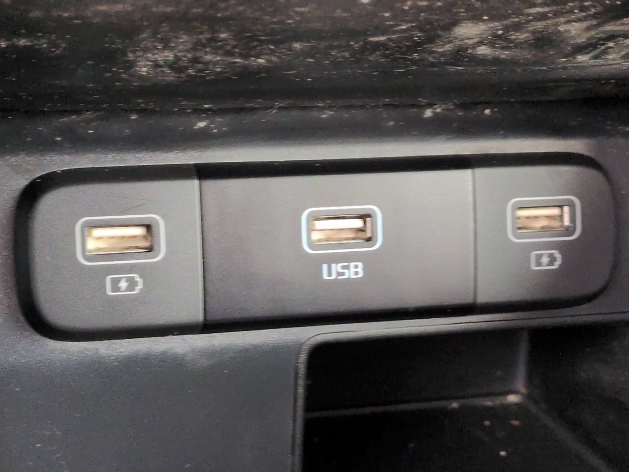 Certified Used 2023 Ebony Black Kia LX image 24