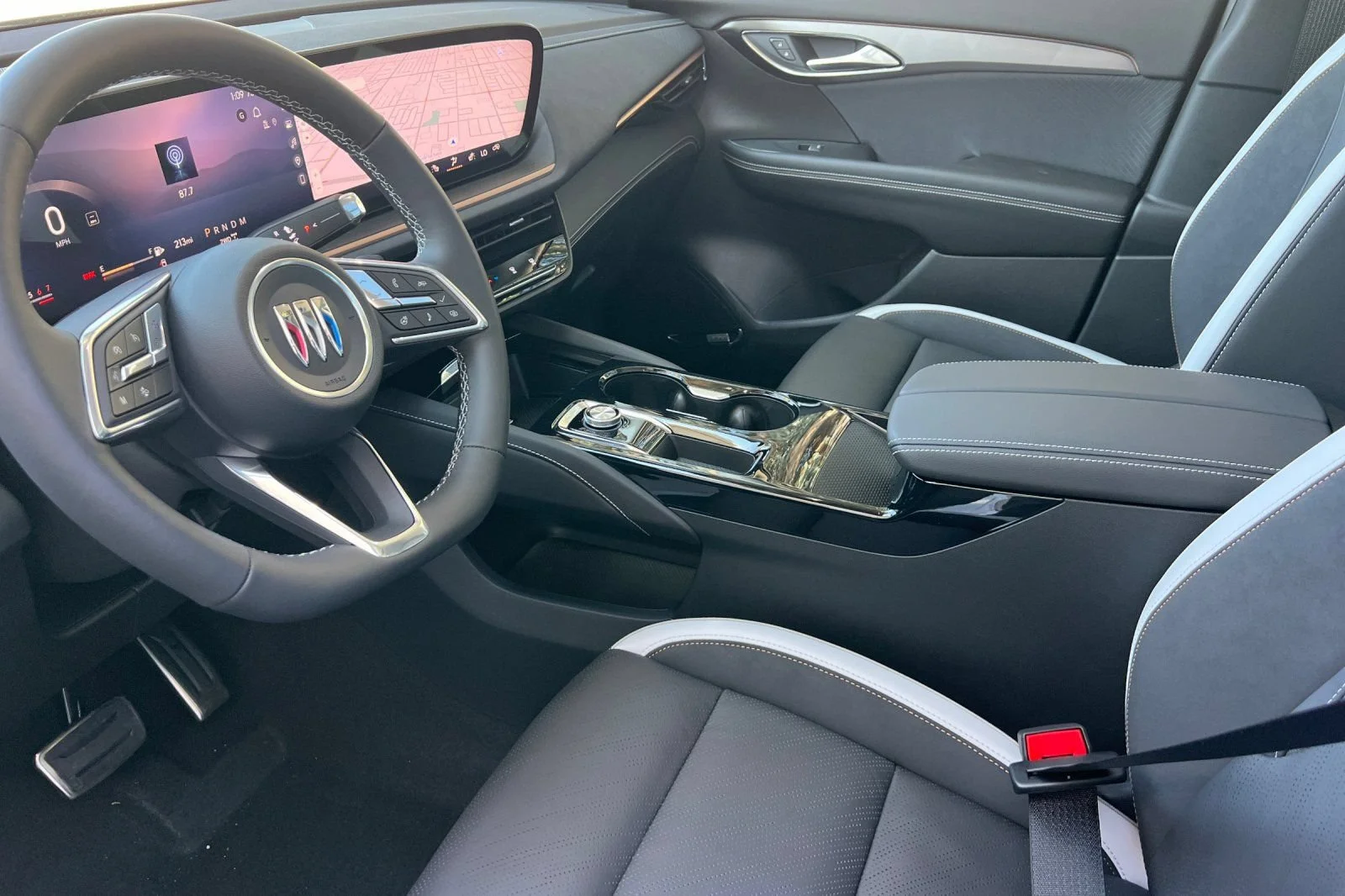 2026 Buick Envision Sport Touring - Photo 8