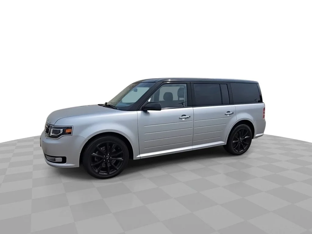 Used 2017 Silver Ford Limited image 4