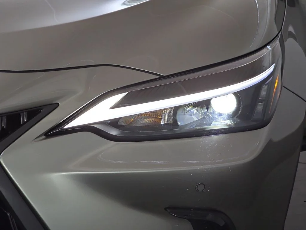 New 2026 Atomic Silver Lexus PREMIUM image 29