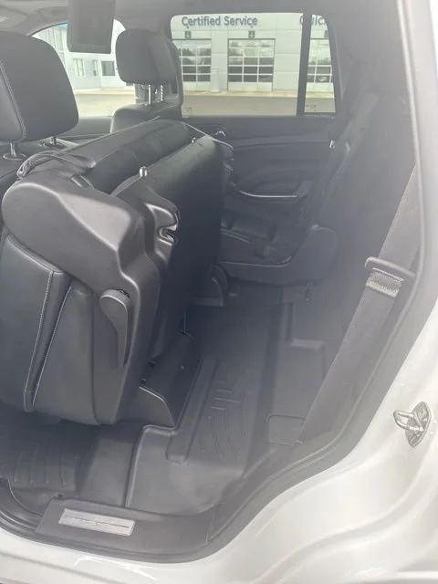 Used 2019 White GMC SLT image 28