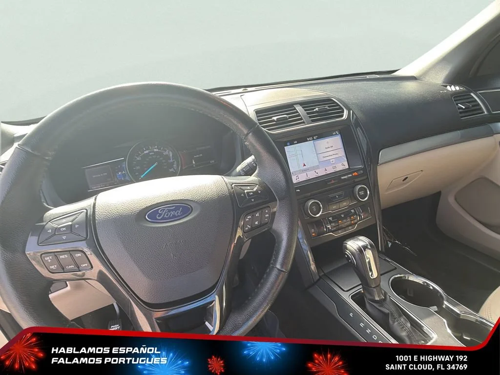 Used 2018 Beige Ford XLT image 15