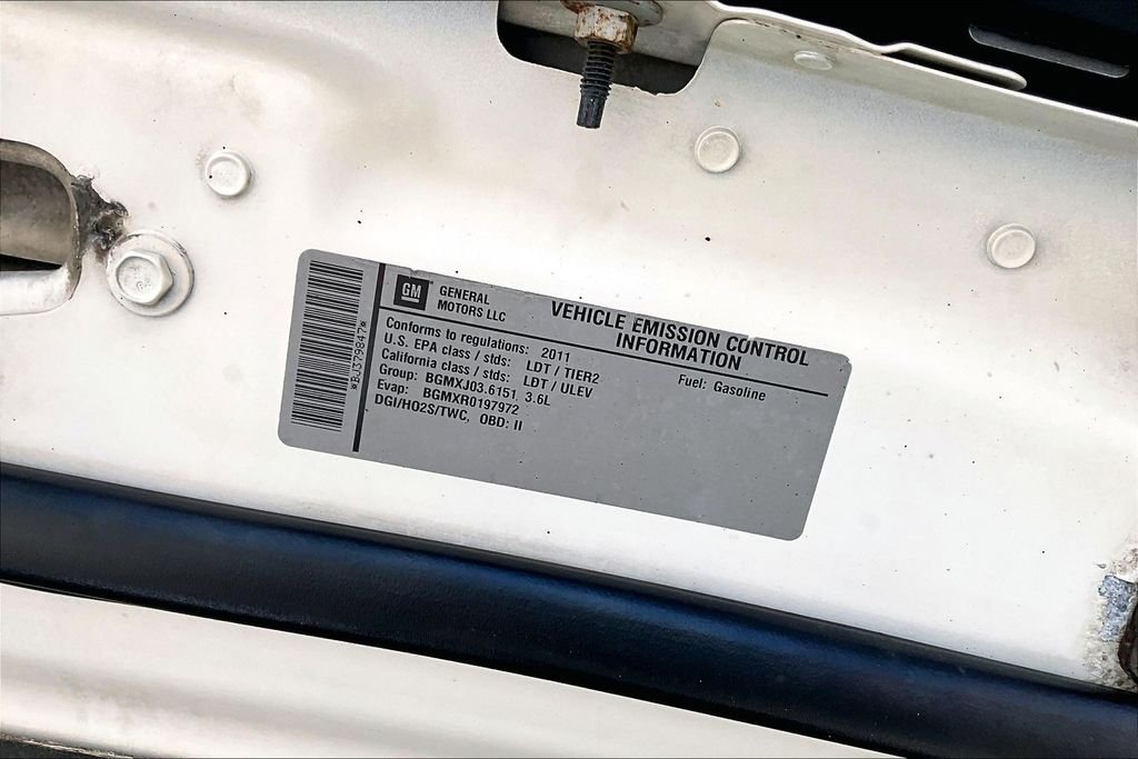 Used 2011 White Buick CXL image 36