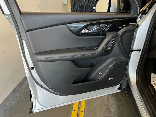 Used 2021 Silver Ice Metallic Chevrolet RS image 33