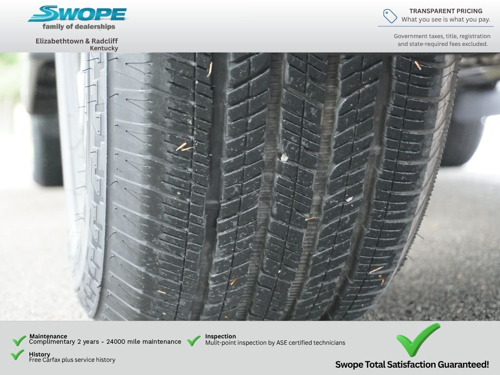 Used 2024 Ice Cap Toyota SR5 image 29