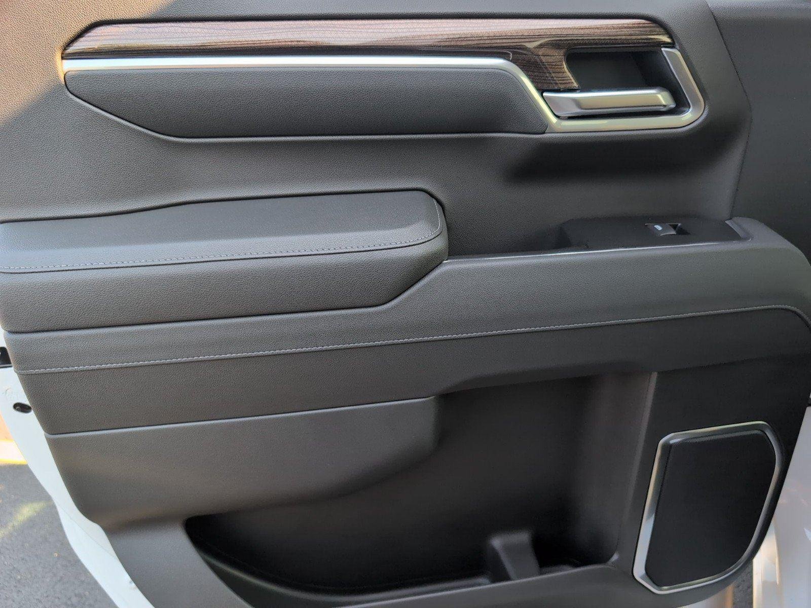 2026 Chevrolet Silverado 1500 RST - Photo 36