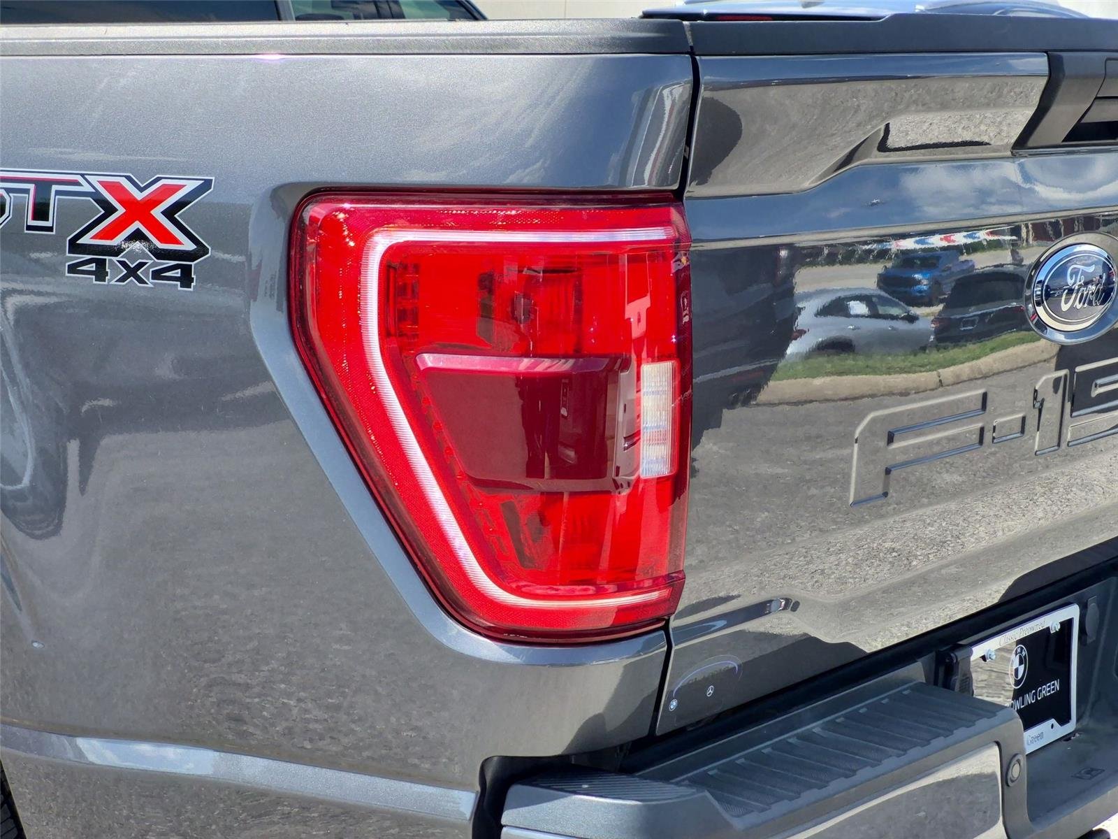Used 2022 Carbonized Gray Metallic Ford XL image 11