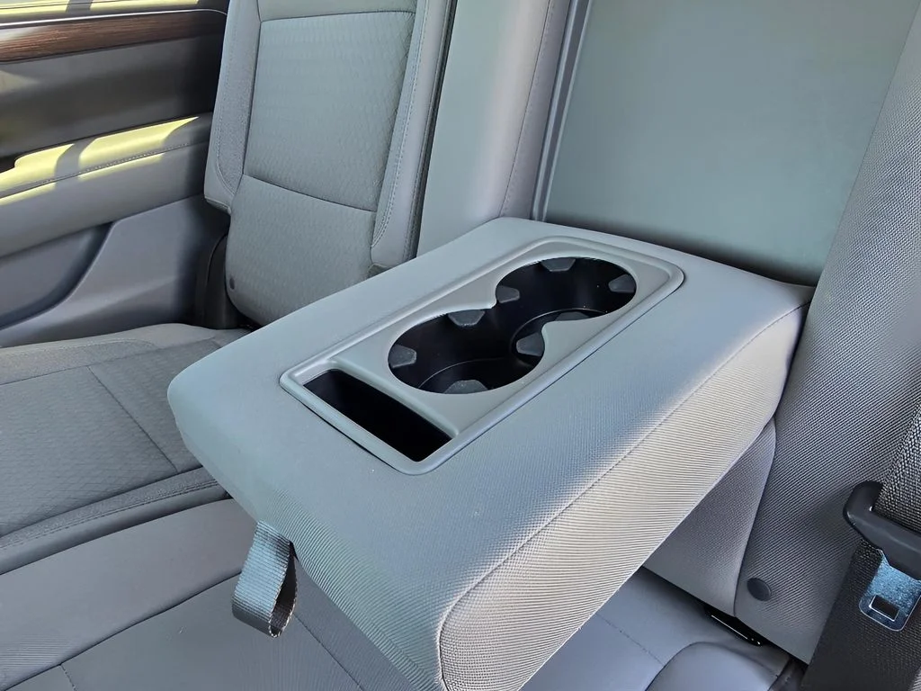 Used 2022 Summit White GMC SLE image 10