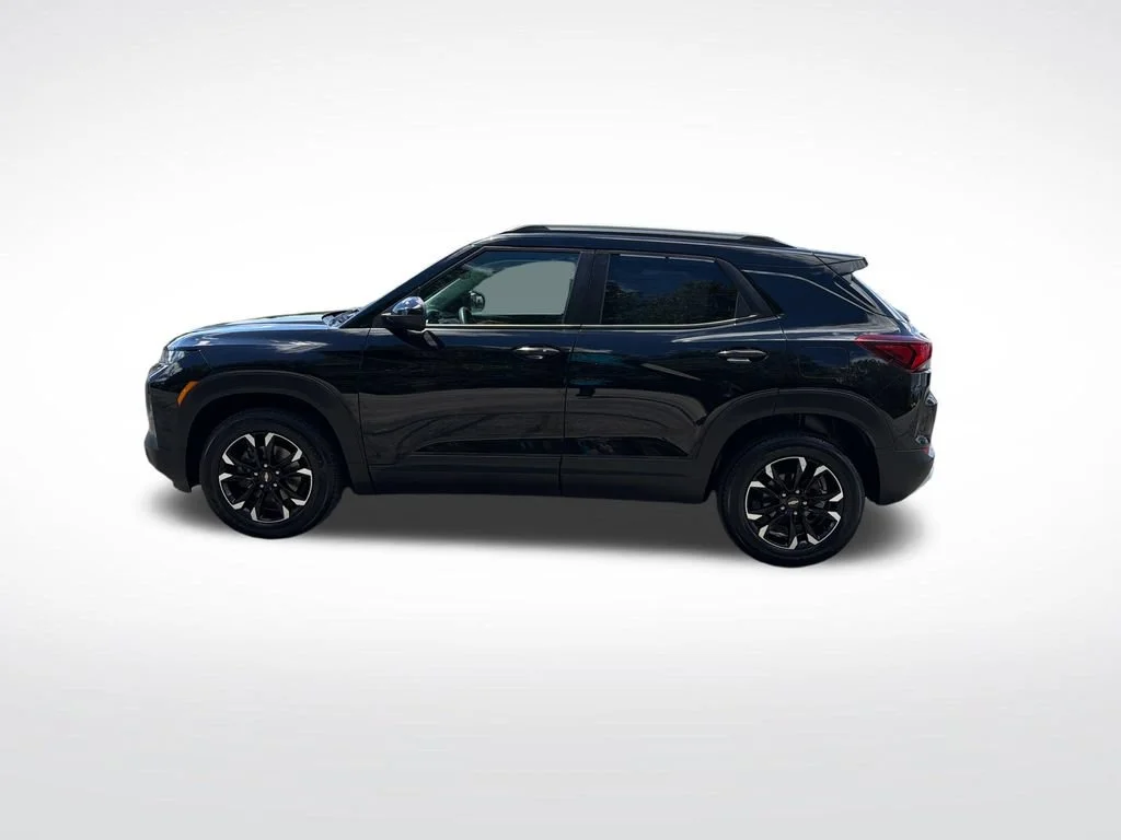 Used 2021 Chevrolet Trailblazer LT with VIN KL79MRSL6MB090396 for sale in Clinton, MI