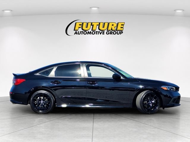 Used 2024  Honda Base image 3