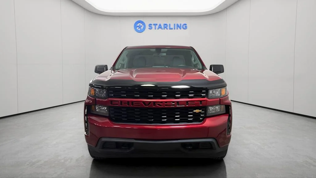 Used 2019 CAJUN RED TINTCOAT Chevrolet Custom image 16