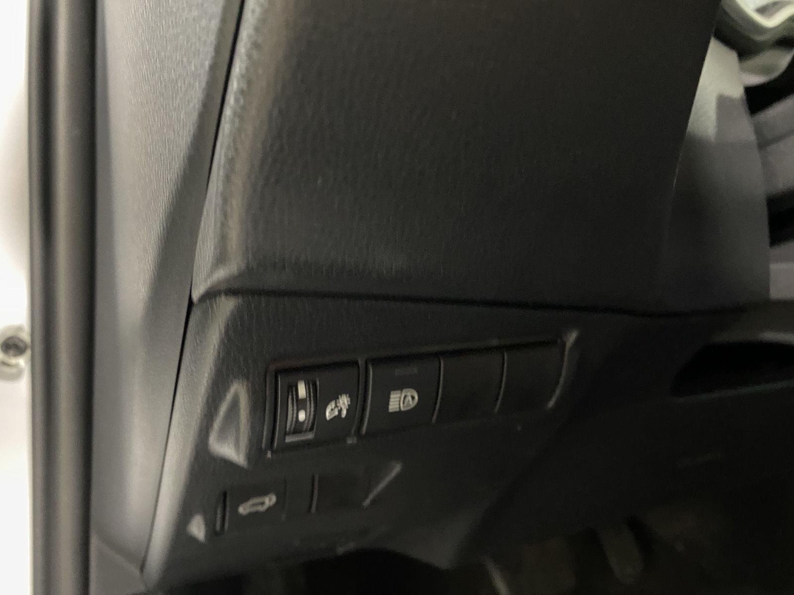 Certified Used 2024 Wind Chill Pearl Toyota XLE image 19