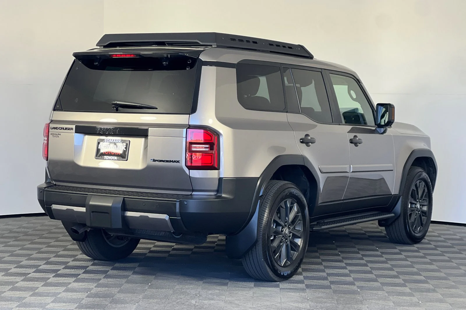Certified Used 2026 Meteor Shower Toyota 4DR 4WD image 3