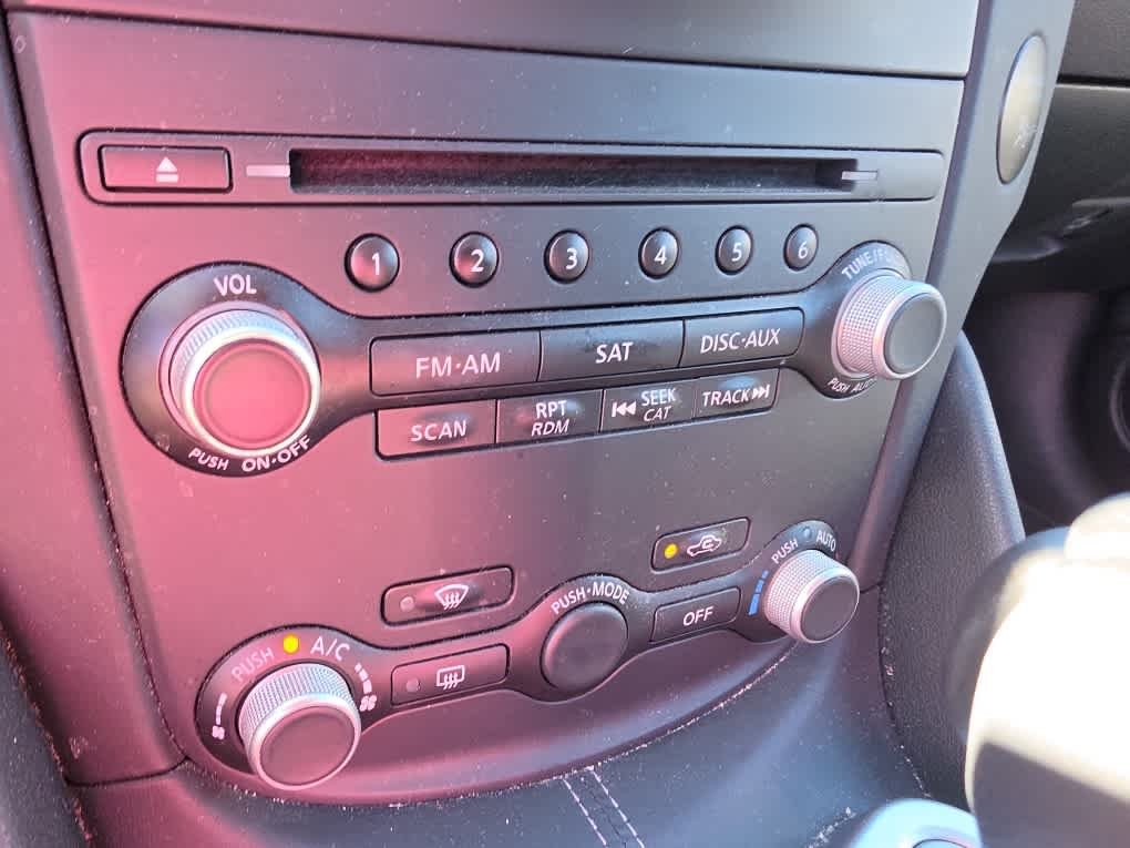 Used 2016 Magnetic Black Nissan Sport Tech image 25