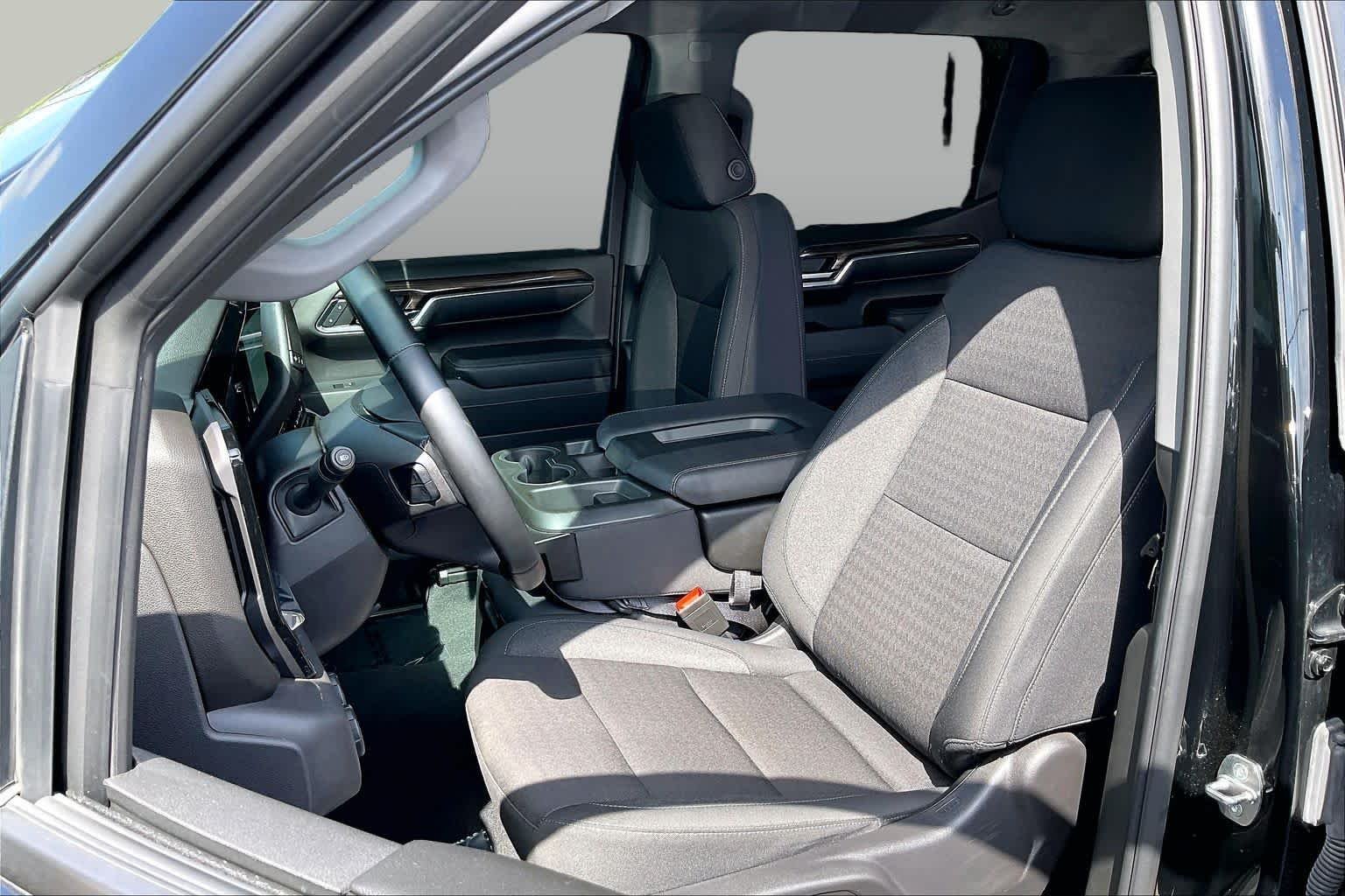 Used 2023 Black Chevrolet LT image 24
