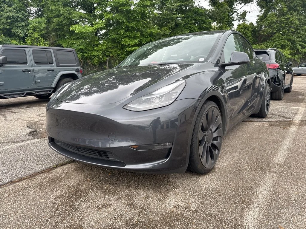 2024 Tesla Model Y Performance Dual Motor All-Wheel Drive's photo