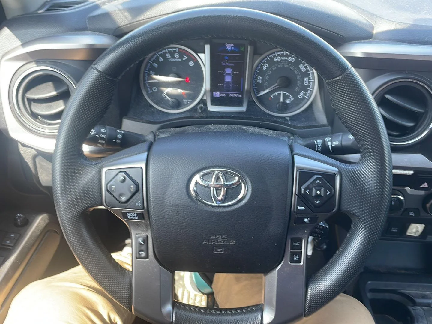 Used 2021 Magnetic Gray Metallic Toyota SR5 image 4