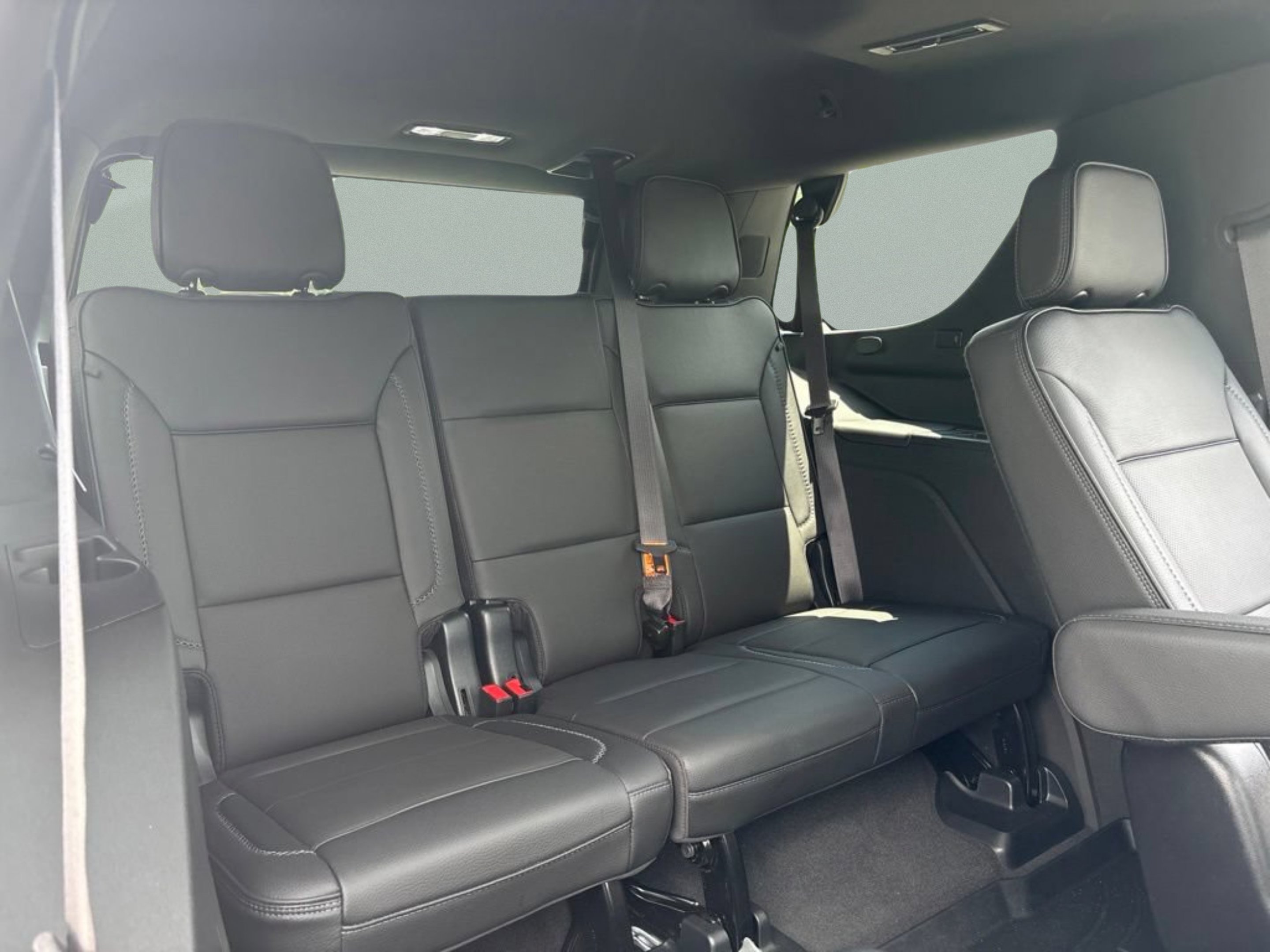 Used 2023 Sterling Metallic GMC Denali image 28