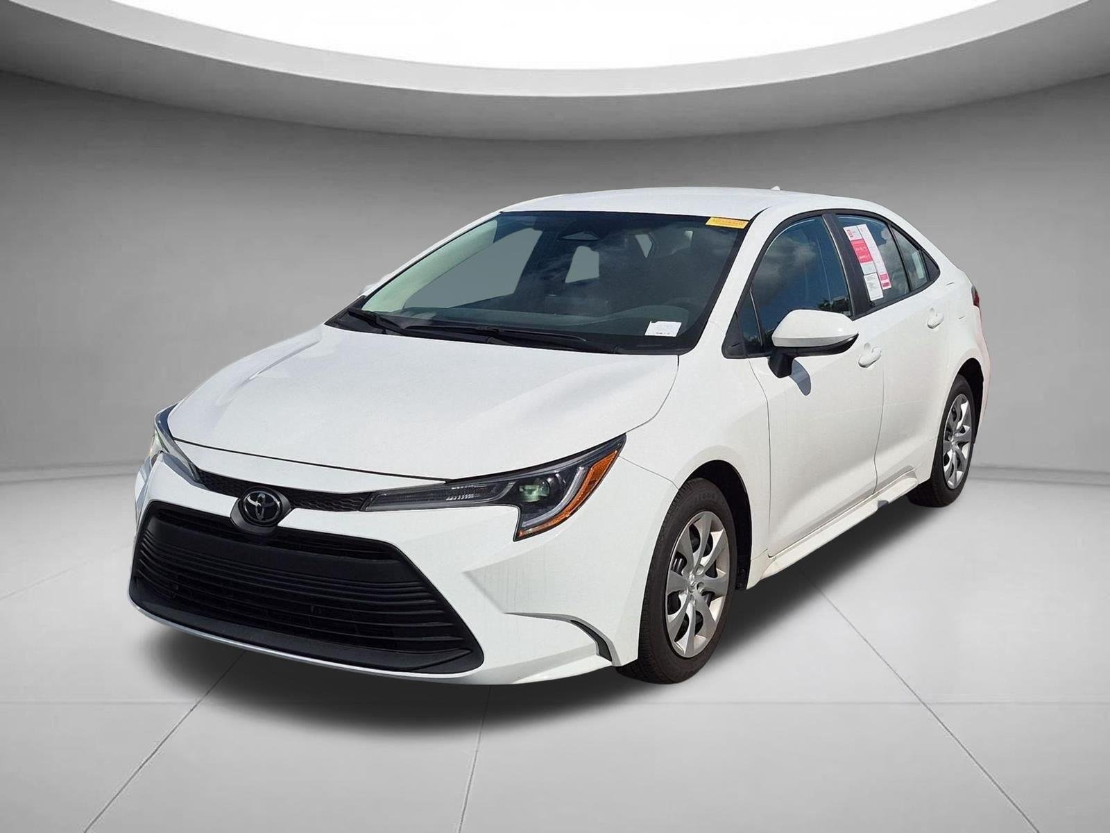 Used 2026 Ice Cap Toyota LE image 1