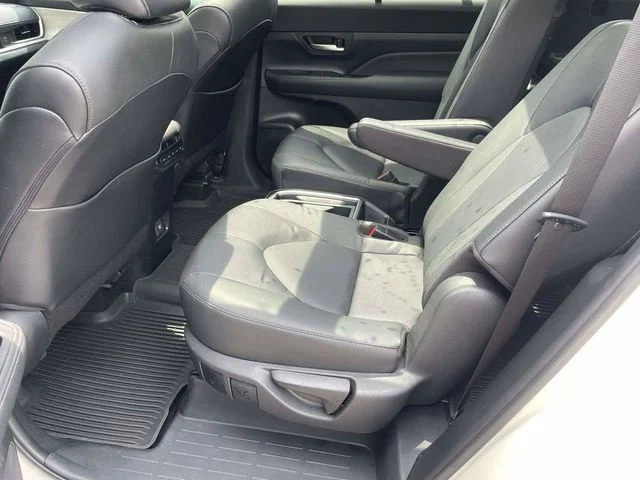 Used 2024 Cream Toyota Limited image 5