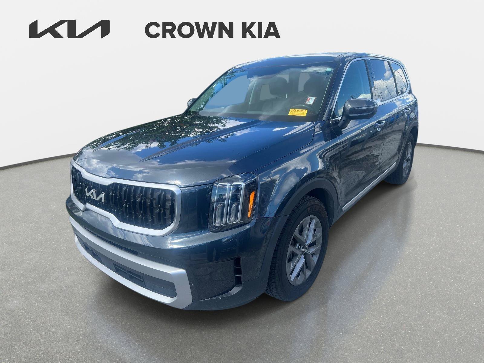 Used 2023 Gravity Gray Kia LX image 1