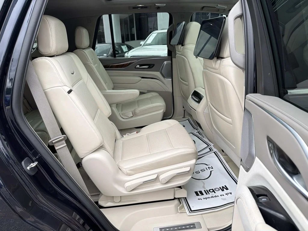 2023 Cadillac Escalade Premium Luxury Platinum - Photo 28
