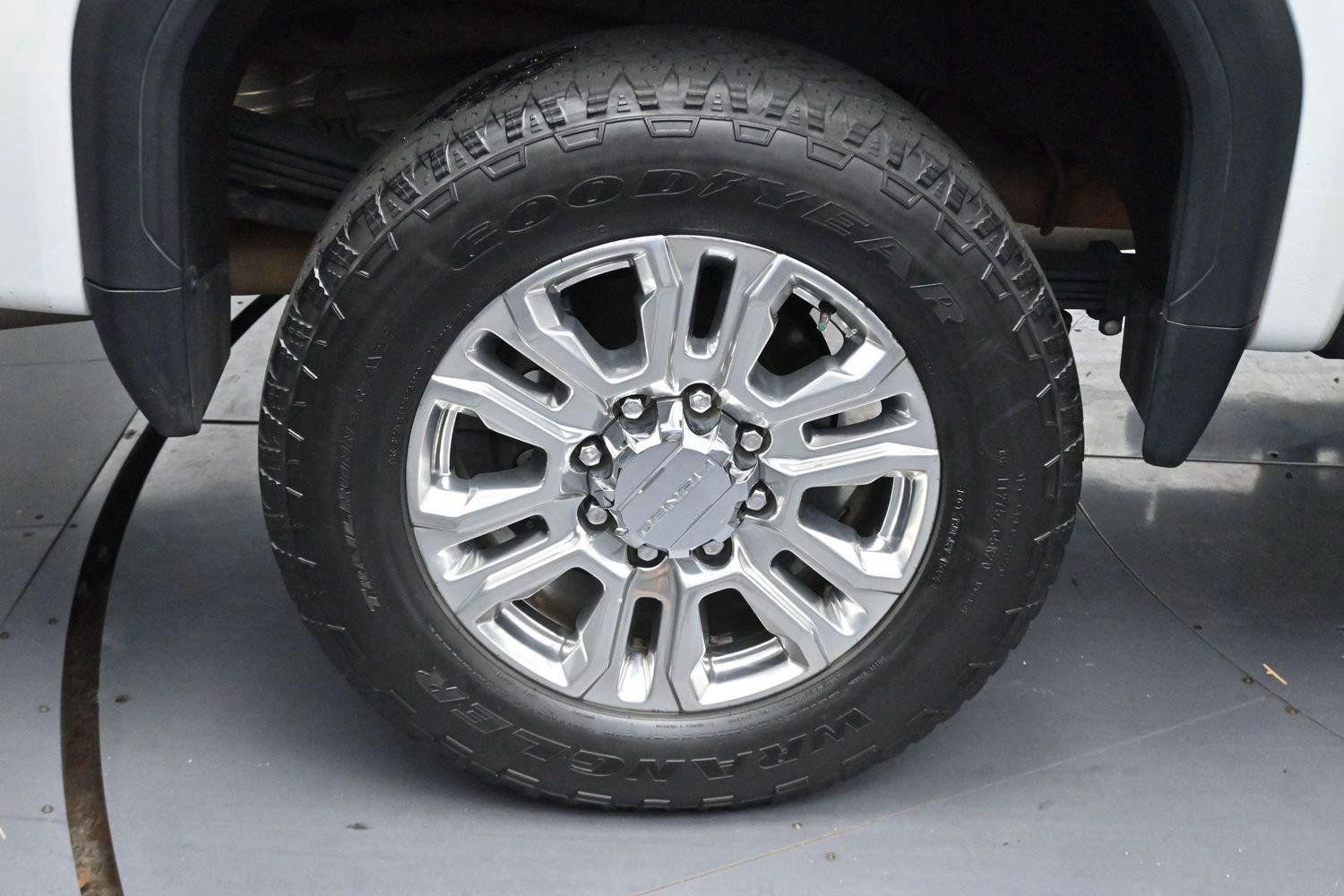 Used 2021 Summit White GMC Denali image 36