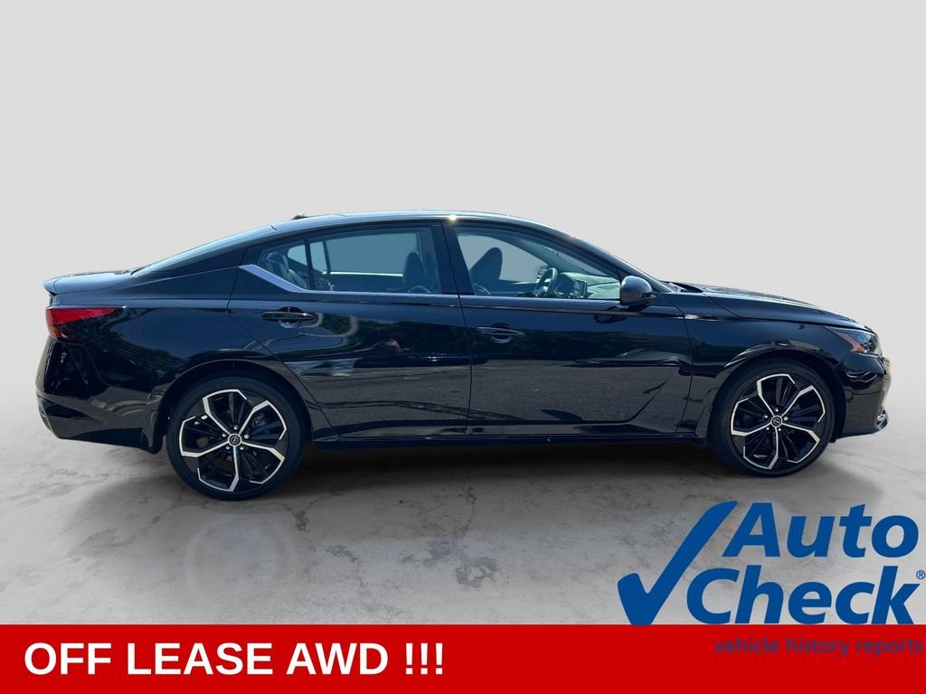 Used 2023 Black Nissan 2.5 SR image 8
