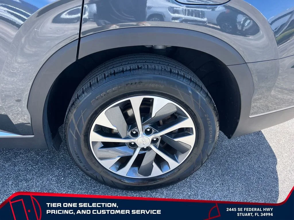 Used 2020 Gray Hyundai SEL image 9