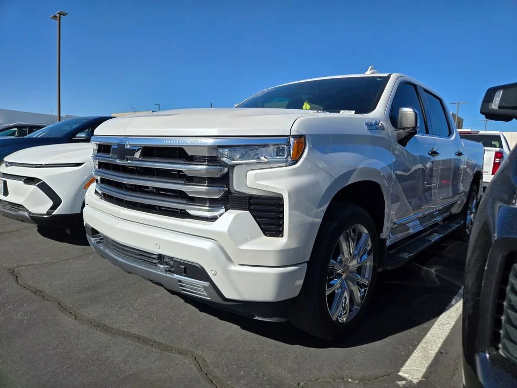 Used 2024 Iridescent Pearl Tricoat Chevrolet High Country image 2
