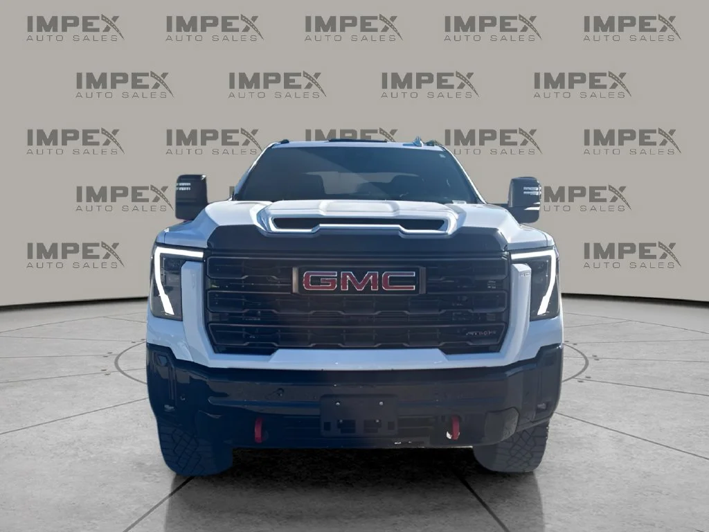 Used 2025 White GMC AT4X image 6