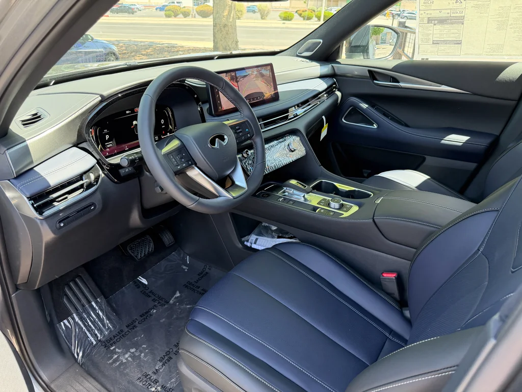 New 2027 GRAPHITE SHADOW INFINITI Sport AWD image 6
