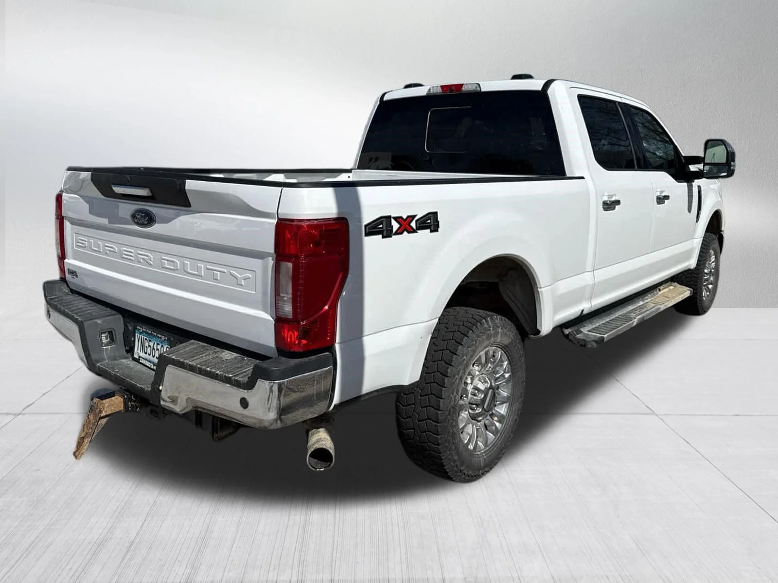 Used 2022 Oxford White Ford XLT image 7