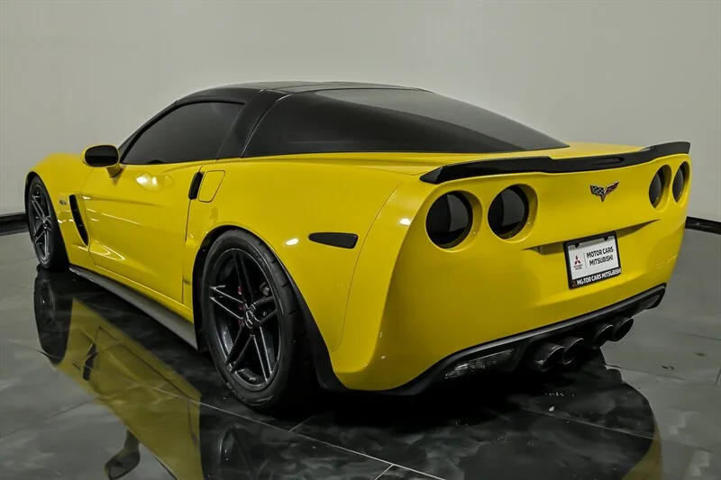 Used 2006 Velocity Yellow Tintcoat Chevrolet Z06 image 7