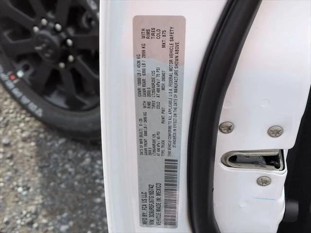 2026 RAM 2500 Laramie - Photo 8