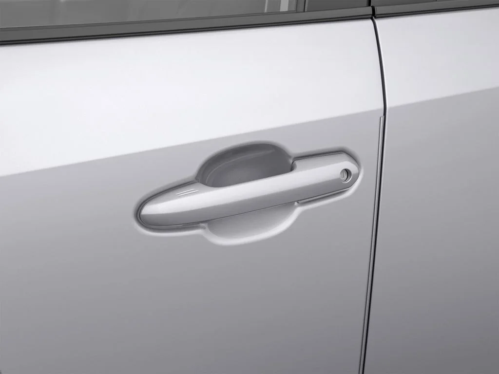 Used 2025 Silver Toyota LE image 17